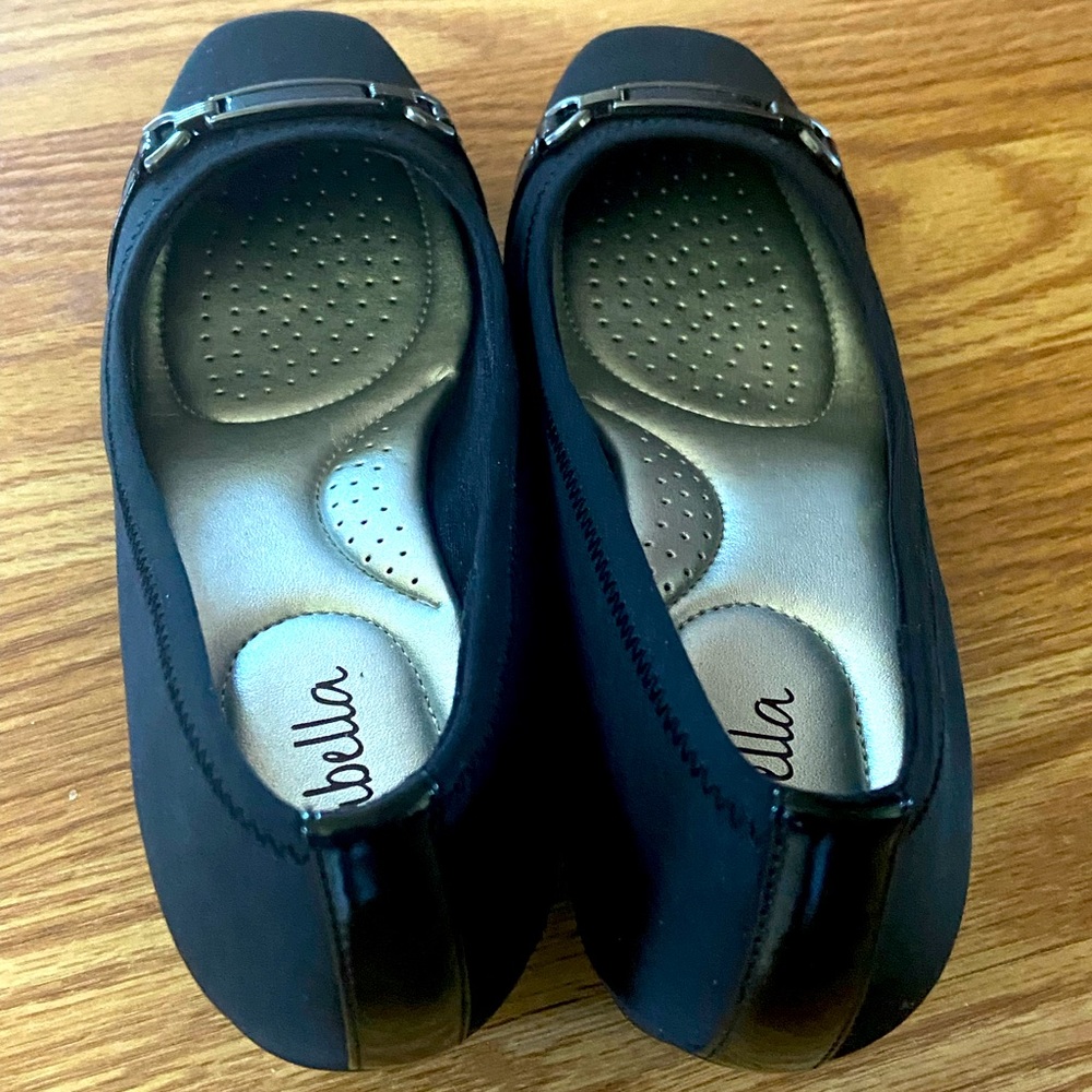 Black flats